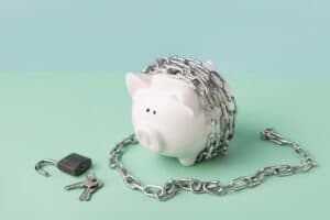 Pode bloquear FGTS por dívida? Pode bloquear FGTS por dívida?